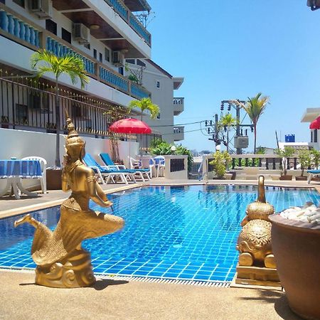 Blue Sky Residence Patong Esterno foto